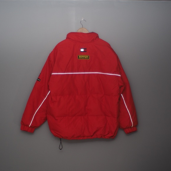 Limited Edition 90’s Ferrari x Tommy Hilfiger puff jacket - Picture 2 of 6